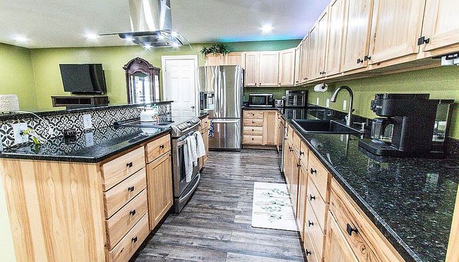 Photo of 104 Hope Ln, Iowa Park, TX