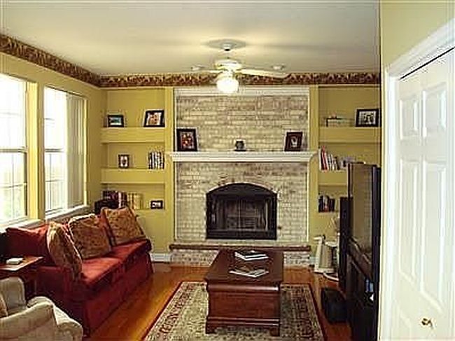 Additional photo 3 of property located at 920 Quarter Horse Ct