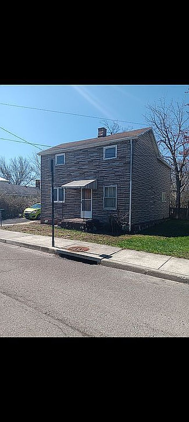 Image of 162 W Mechanic St