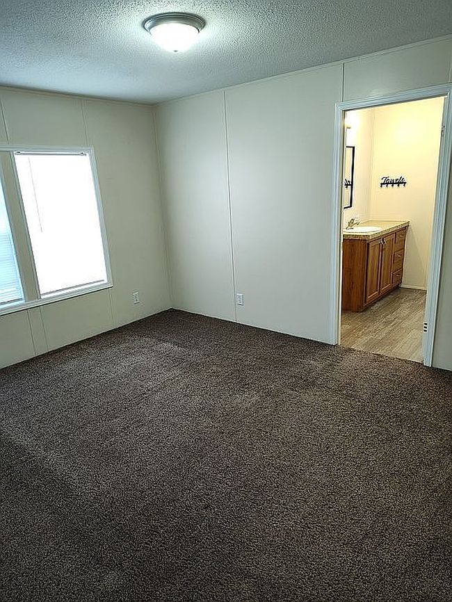 Image of 6890 Ne 1st Pl