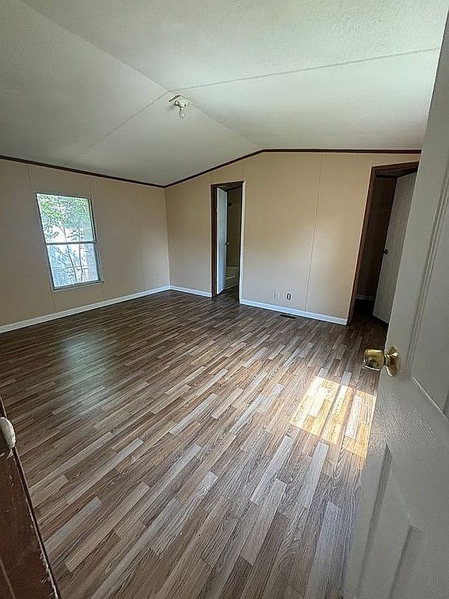 Image of 135 Park Ln