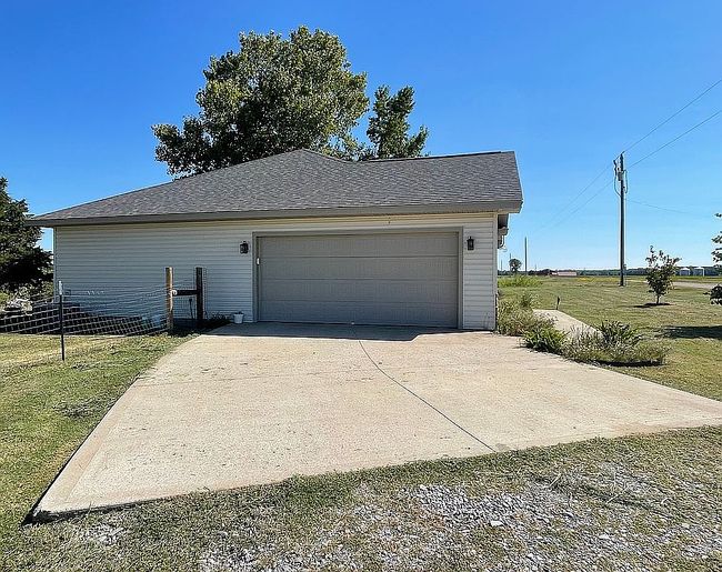 Additional photo 2 of property located at 724 Highway H