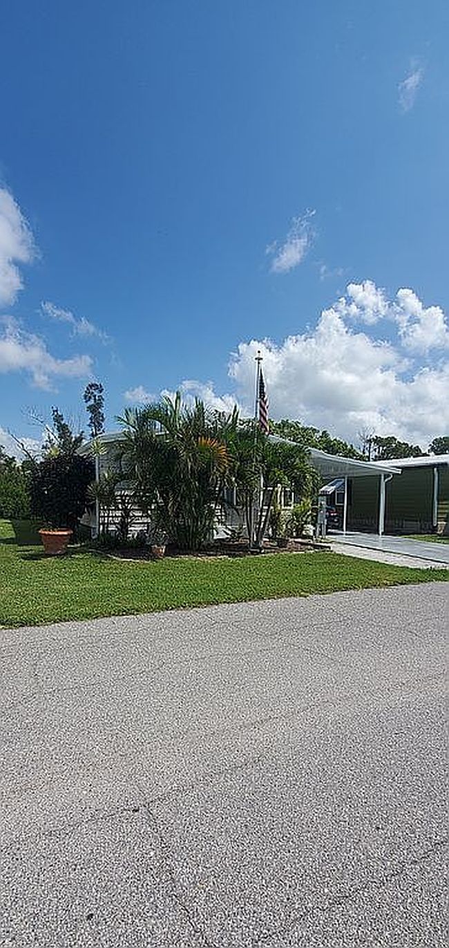 Photo of 1241 N Indies Cir, Venice, FL