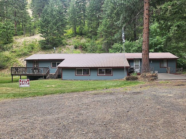 Photo of 111 Tamarack Ln, Dayton, WA