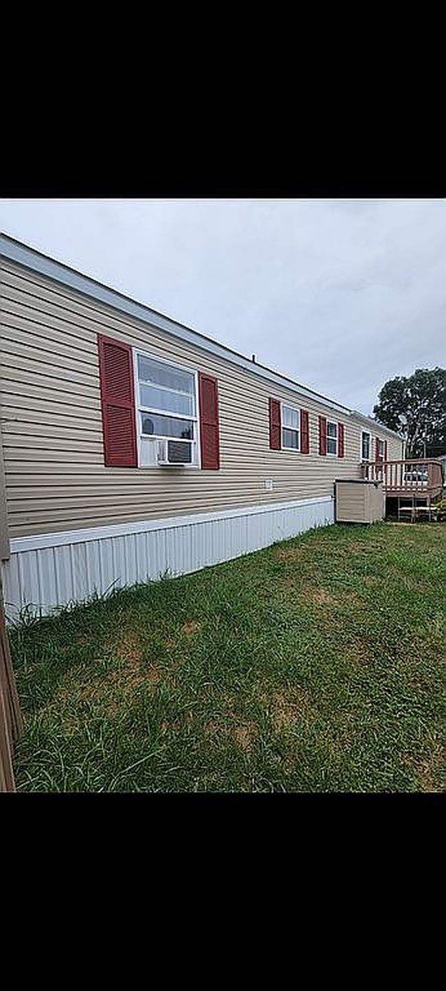 Photo of 5400 Lincoln Way E #23