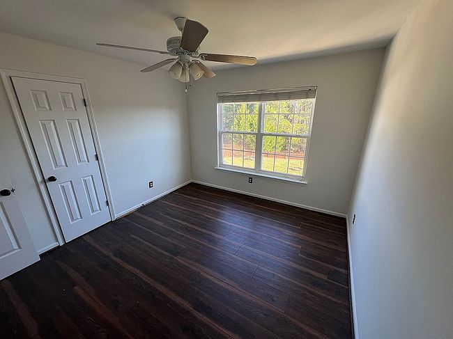 Photo of 124 Waterville Dr, Columbia, SC