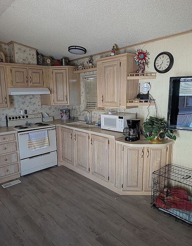 Photo of 400 N Plaza Dr #247, Apache Junction, AZ