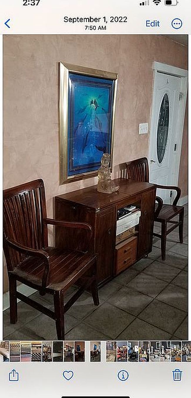 Image of 1801 S Broadway St