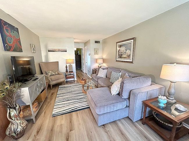 Photo of 21 Pine Arbor Ln Apt 203