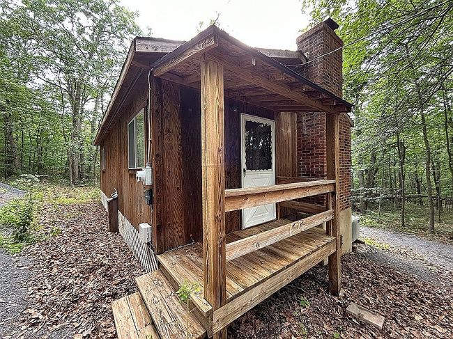 Additional photo 3 of property located at 974 Sundance Retreat Ln