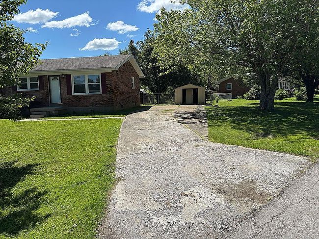 Image of 124 Clearwater Ln