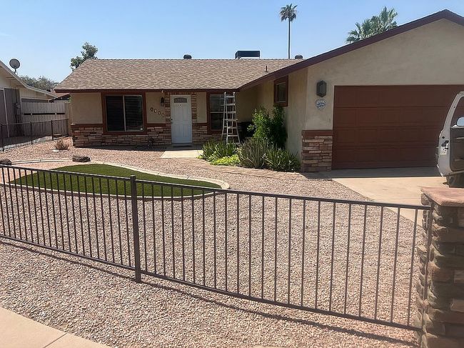 Photo of 1939 W Des Moines Cir, Mesa, AZ