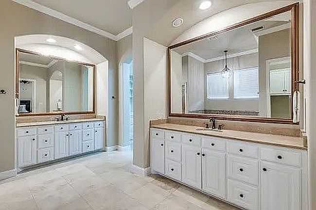 Image of 8401 Bluebonnet Rd