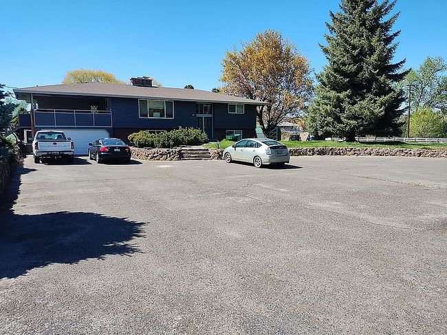 Photo of 3504 Marks Rd, Yakima, WA