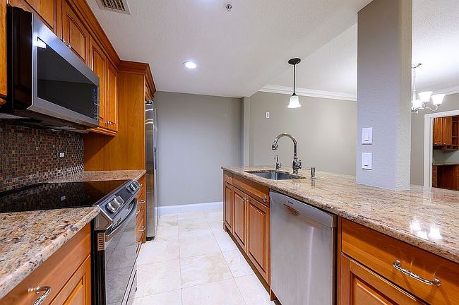Photo of 36750 Us Highway 19 N #4-221, Palm Harbor, FL