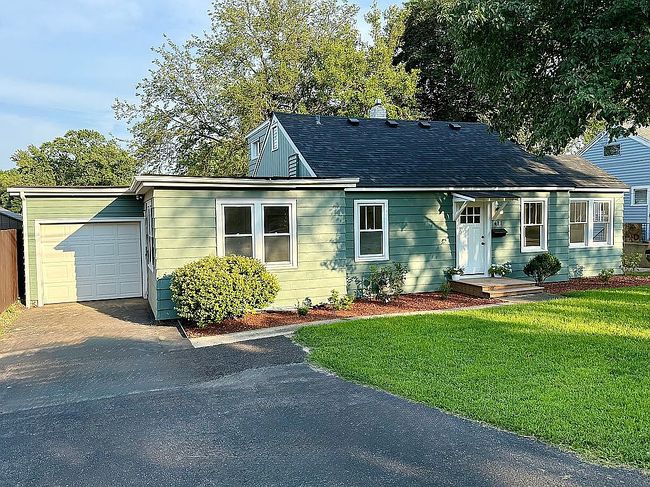 Photo of 477 N River St, Montgomery, IL