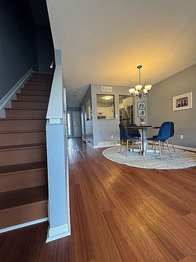 Image of 2551 W Village Dr