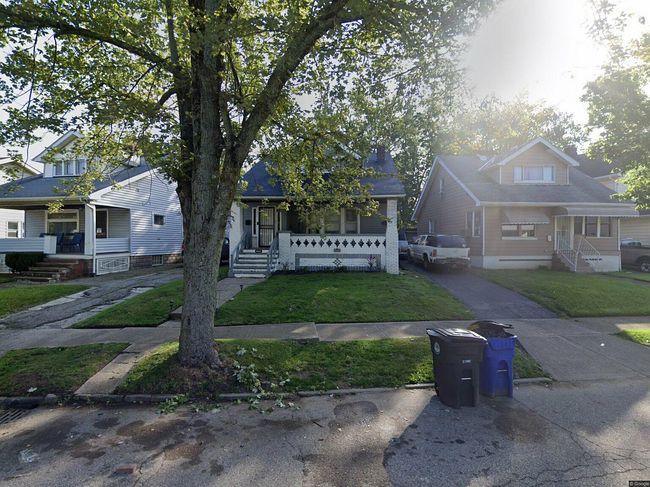 Image of 3661 E 112th St