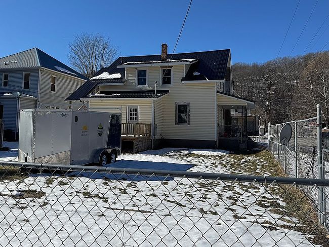 Image of 701 2nd Ave