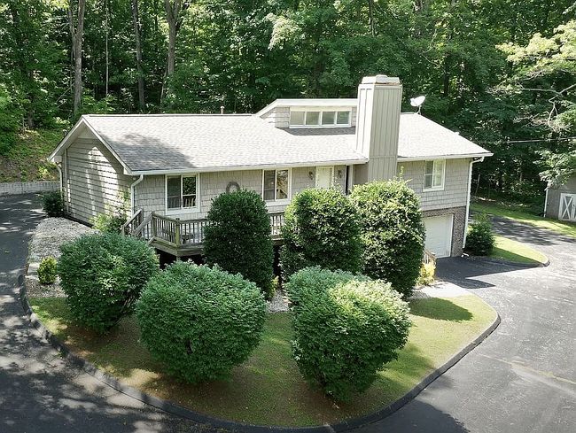 Photo of 412 Woodland St, Livingston, TN