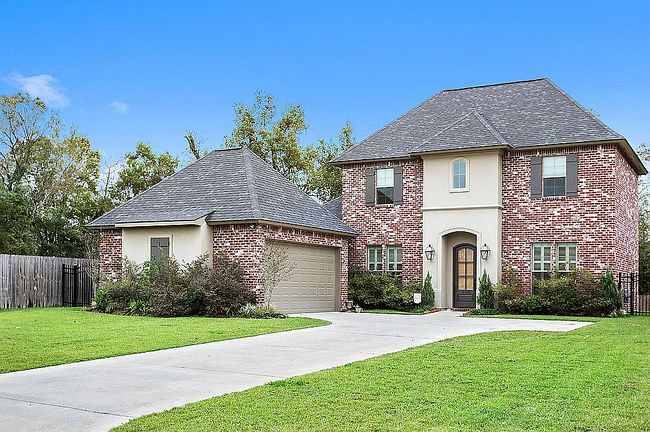 Preview of property located at 16574 Long Lake Dr