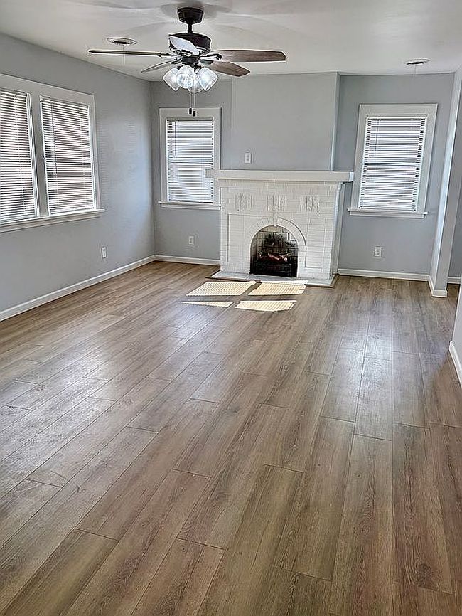 Additional photo 1 of property located at 3609 S Harrison St