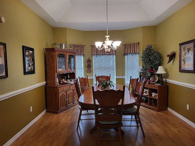 Image of 401 Wisteria Ln