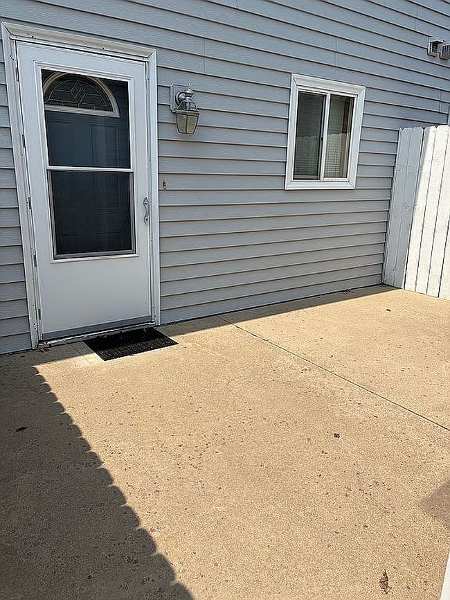 Photo of 1203 S Newport Pl, Sioux Falls, SD