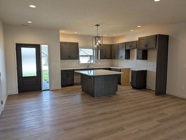 Photo of 827 Meadow St, Beatrice, NE
