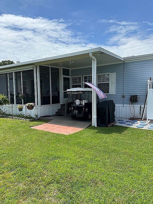 Photo of 350 Red Barn Rd #557, Newport, NC