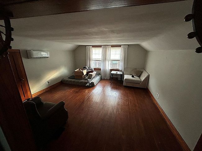 Image of 913 Beech St