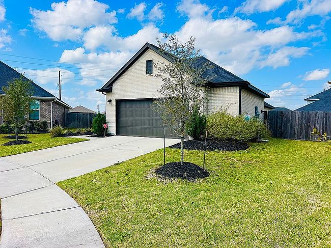 Image of 31422 Conover Dr