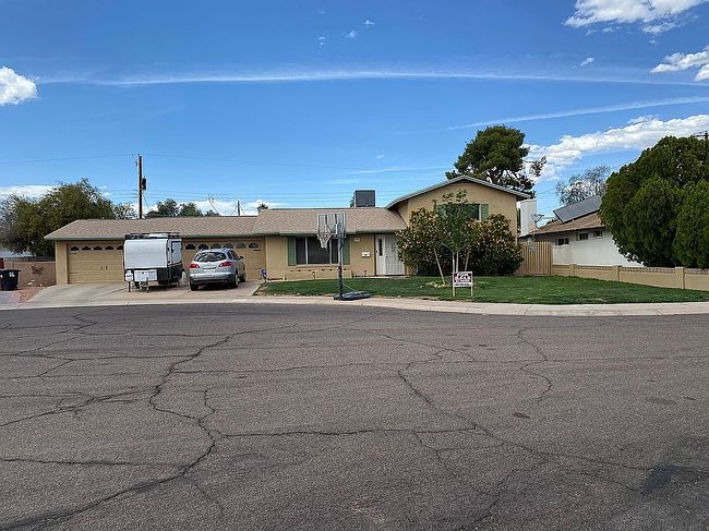 8742 E Berridge Ln, Scottsdale, AZ