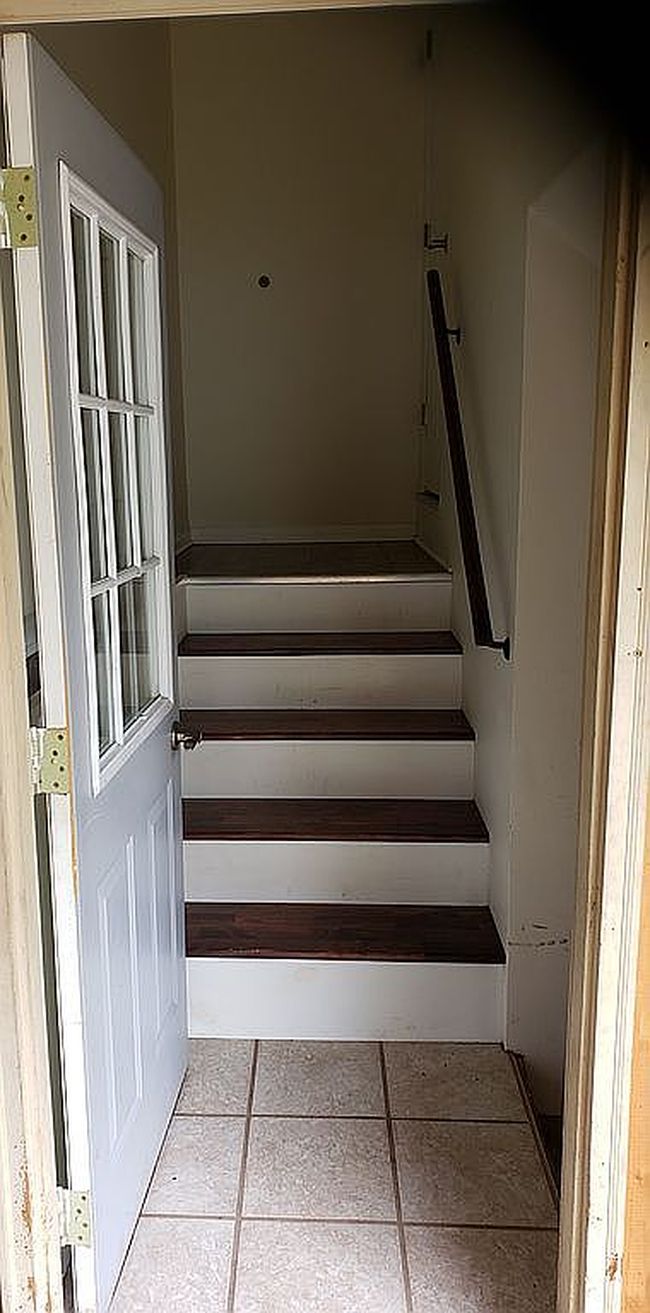 Image of 783 N Dean St