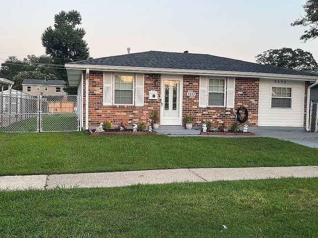 Photo of 3333 Continental Dr