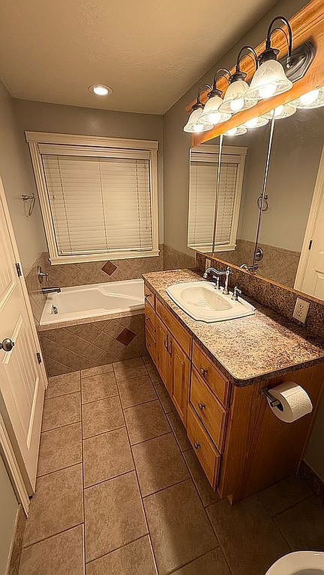 Photo of 419 N 4th W, Rigby, ID
