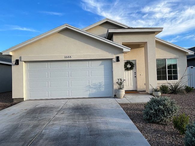 Photo of 1555 E Whirlwind Way, Safford, AZ