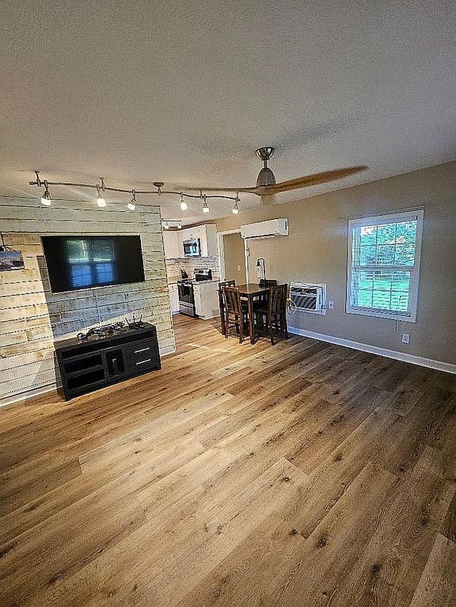 Preview of property located at 110 Catfish Ln