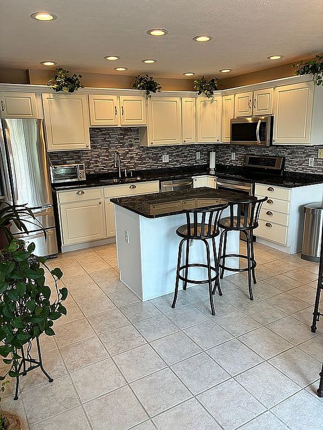 Photo of 70 Egs Blvd, Batesville, IN