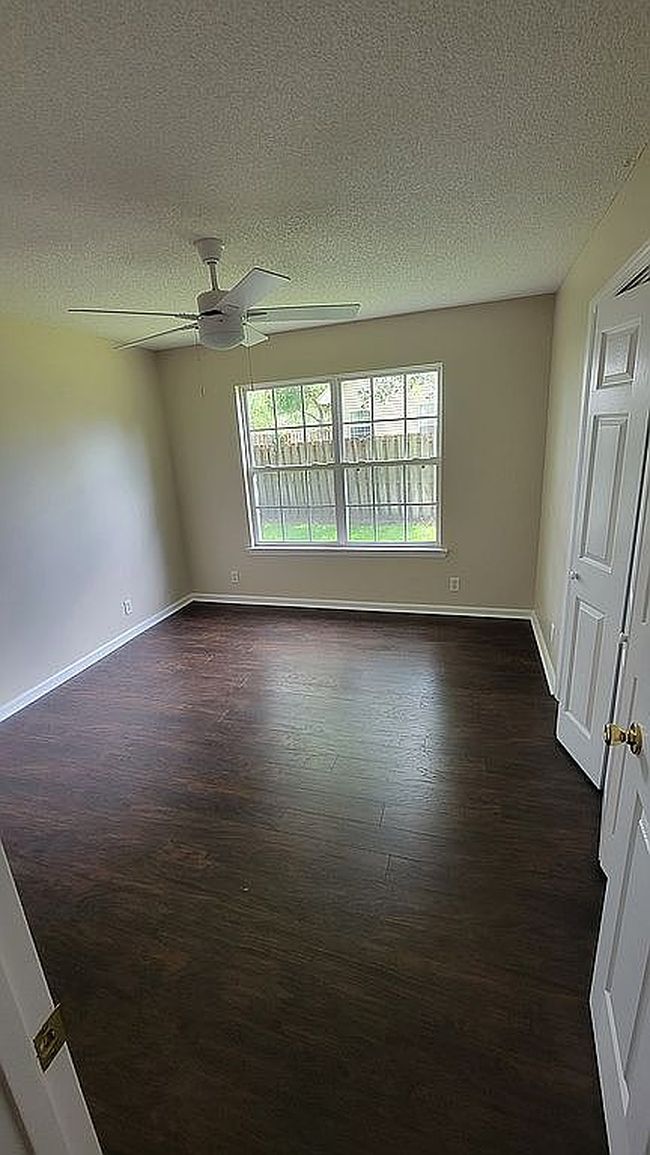Photo of 102 Norwood Ct, Brunswick, GA