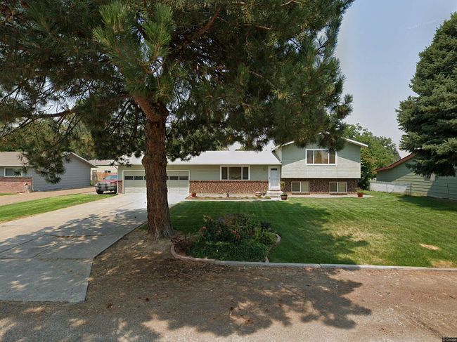 Photo of 130 Nw Carrie Cir