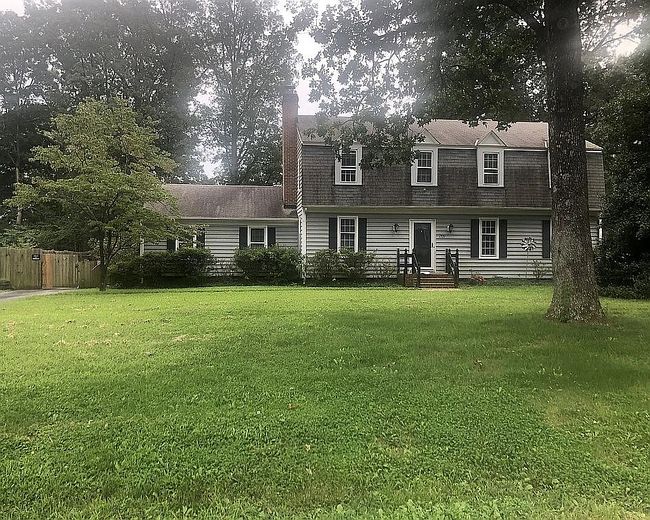 Image of 1771 Robindale Rd