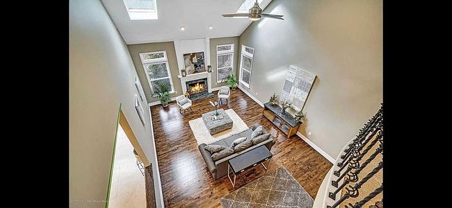 Photo of 1 Fountayne Ln, Manalapan, NJ