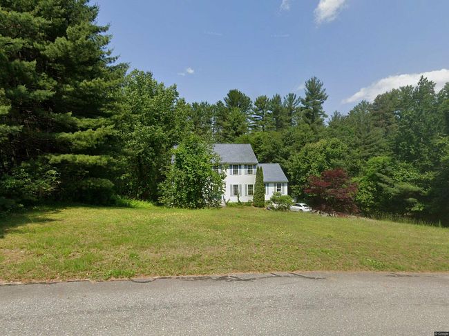Photo of 9 Twin St, Windham, NH