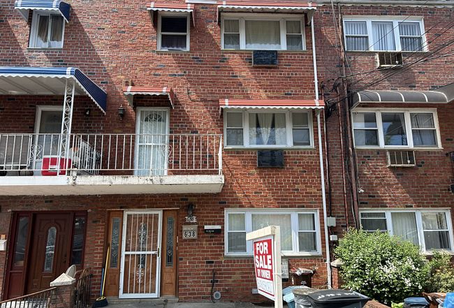 Preview of property located at 638 E 86th Street