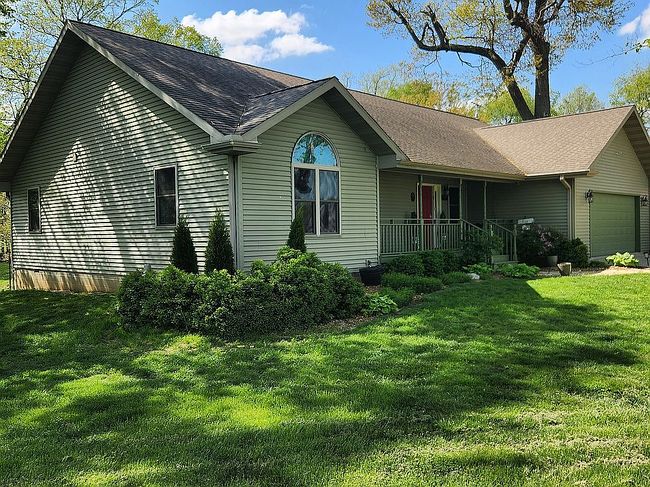 Additional photo 1 of property located at 994 N County Road 1500 E