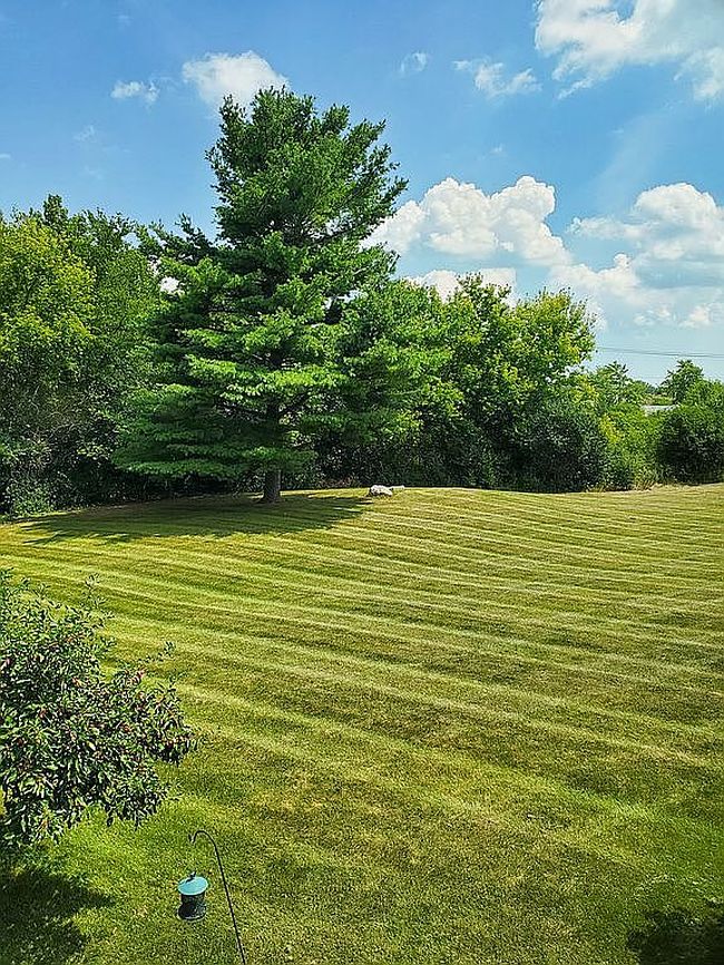 Photo of 2009 Countryside Ln, Round Lake Beach, IL