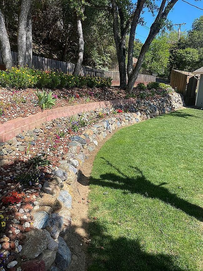 Image of 1725 E Madrone Dr