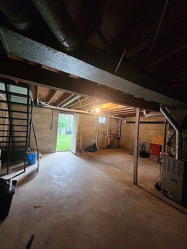Photo of 809 Smith Ave, Oolitic, IN