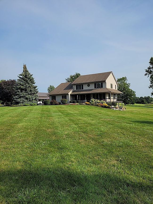 Photo of 8025 W 500 N